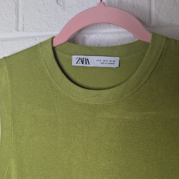 Zara Lime Green Viscose Sweater Vest Top - Picture 2 of 4